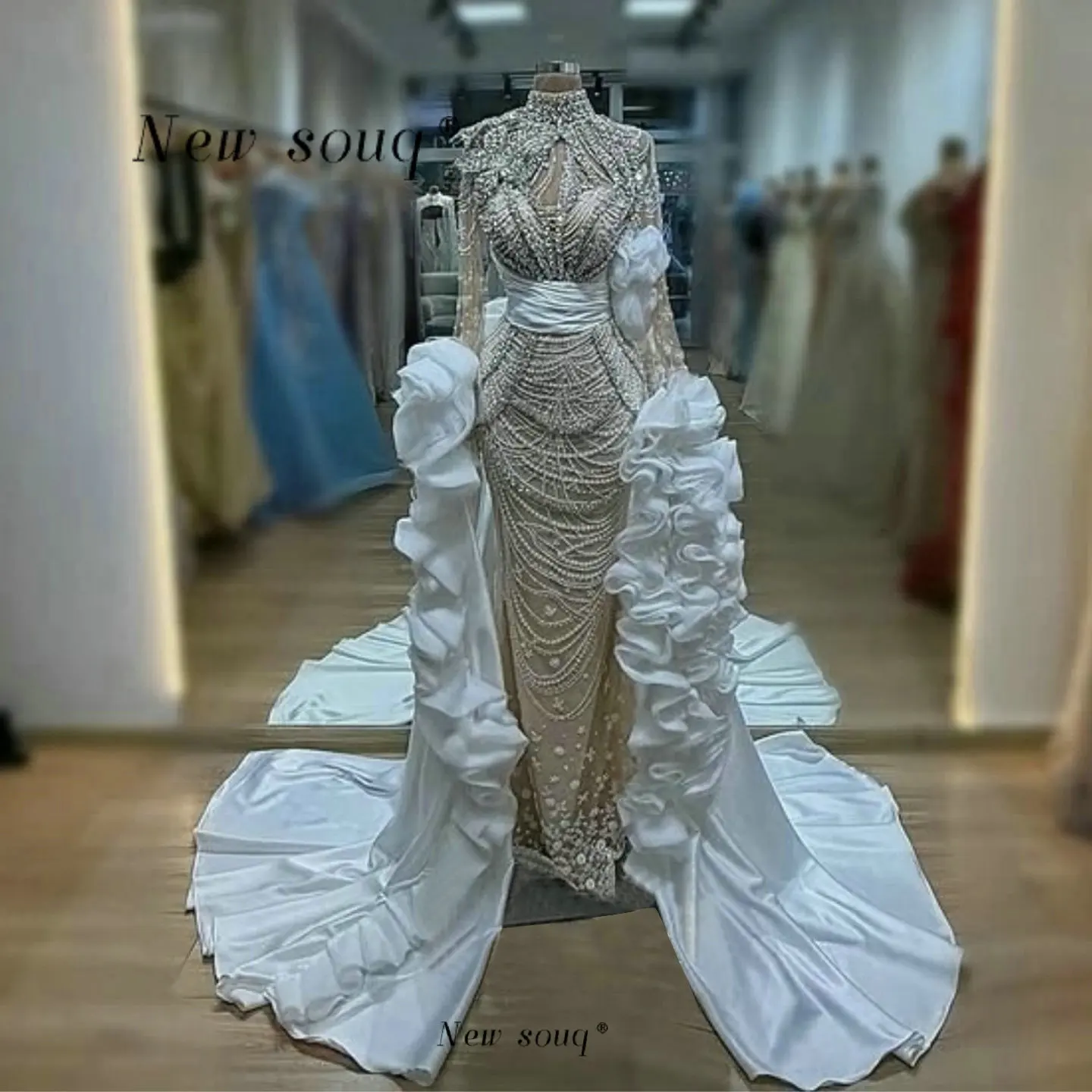 Dubai High Collar Long Sleeves Evening Dresses Fashion Arabic Crystals Muslim Wedding Engagement Party Gowns Customized
Dubai High Collar Long Sleeves Evening Dresses Fashion Arabic Crystals Muslim Wedding Engagement Party Gowns Customized