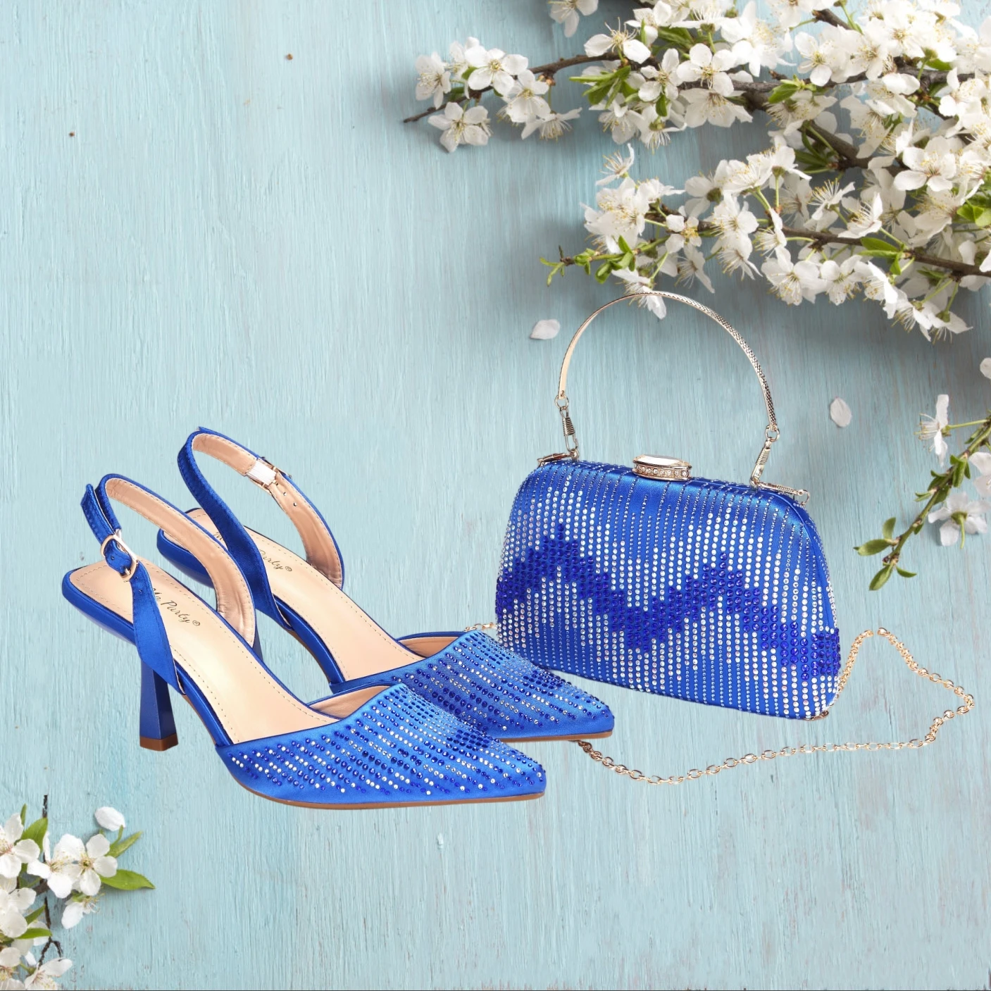 2026 High Quality Pointed Toe Rhinestones Design Ladies Shoes Matching Bag Set in Royal Blue For Wedding Party
2026 High Quality Pointed Toe Rhinestones Design Ladies Shoes Matching Bag Set in Royal Blue For Wedding Party