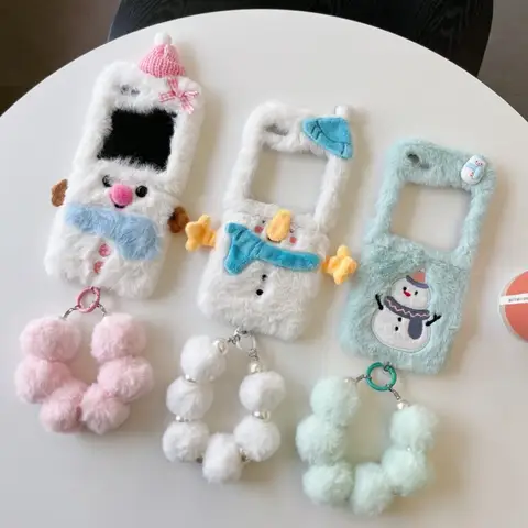 เคสโทรศัพท์ลายตุ๊กตาหิมะเพนกวินขนปุยสำหรับ Samsung Galaxy Z Flip 6 2 1 7 5 4 3 สำหรับสาวๆ พร้อมสายคล้องมือขนฟูประดับมุก ป้องกันรอยขีดข่วน