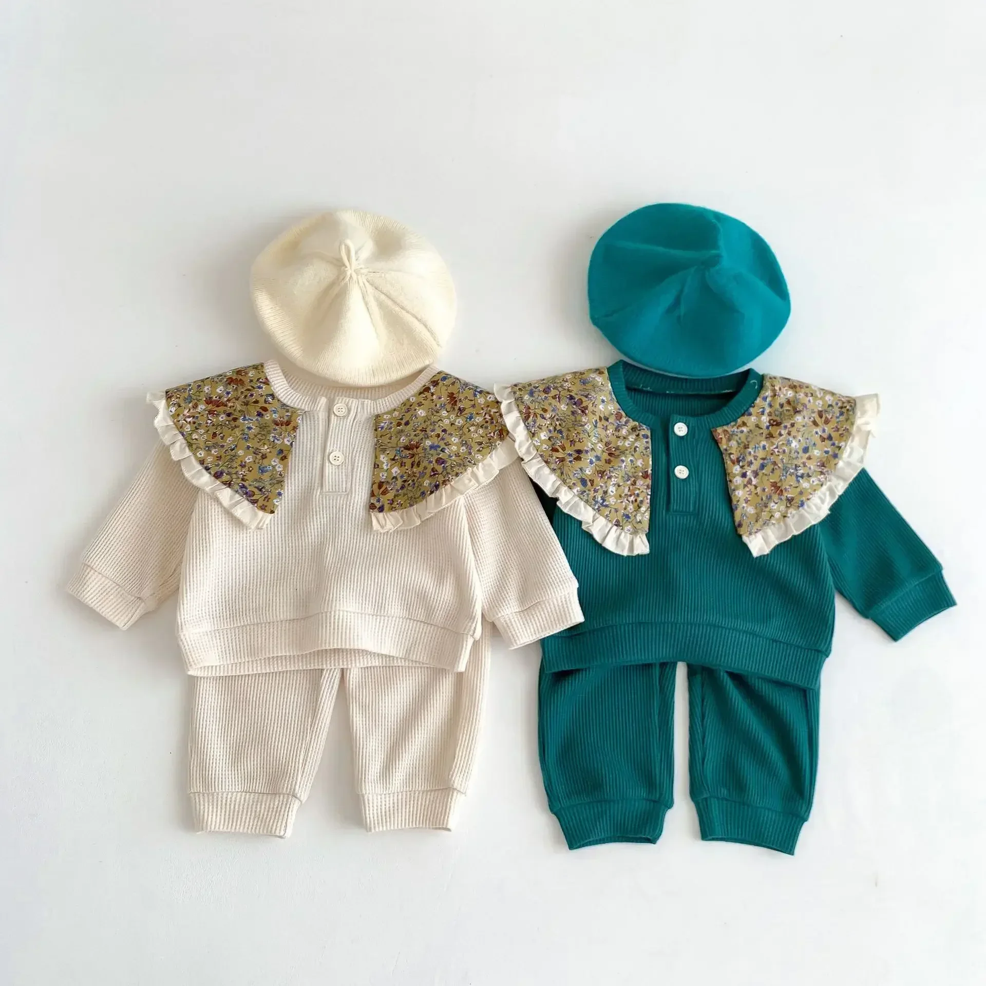 Autumn Baby Girls Clothes Set Toddler Girl Long Sleeve Sweatshirt and Pants Two Piece Outfits Newborn Infant Top Trouser Suit
Autumn Baby Girls Clothes Set Toddler Girl Long Sleeve Sweatshirt and Pants Two Piece Outfits Newborn Infant Top Trouser Suit