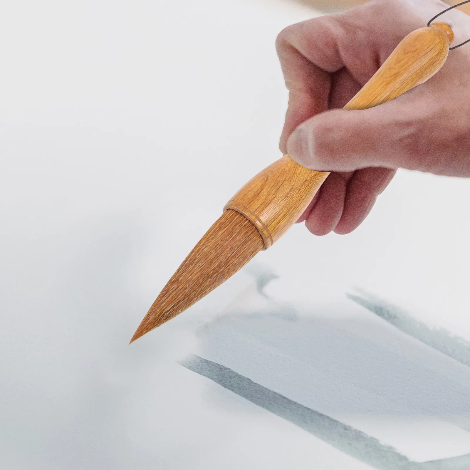 Кисть для китайской каллиграфии для начинающих, профессионалов, художников, студентов, с гладким, хорошо отполированным круглым наконечником, без сколов, с хорошим нанесением чернил.
Кисть для китайской каллиграфии для начинающих, профессионалов, художников, студентов, с гладким, хорошо отполированным круглым наконечником, без сколов, с хорошим нанесением чернил.