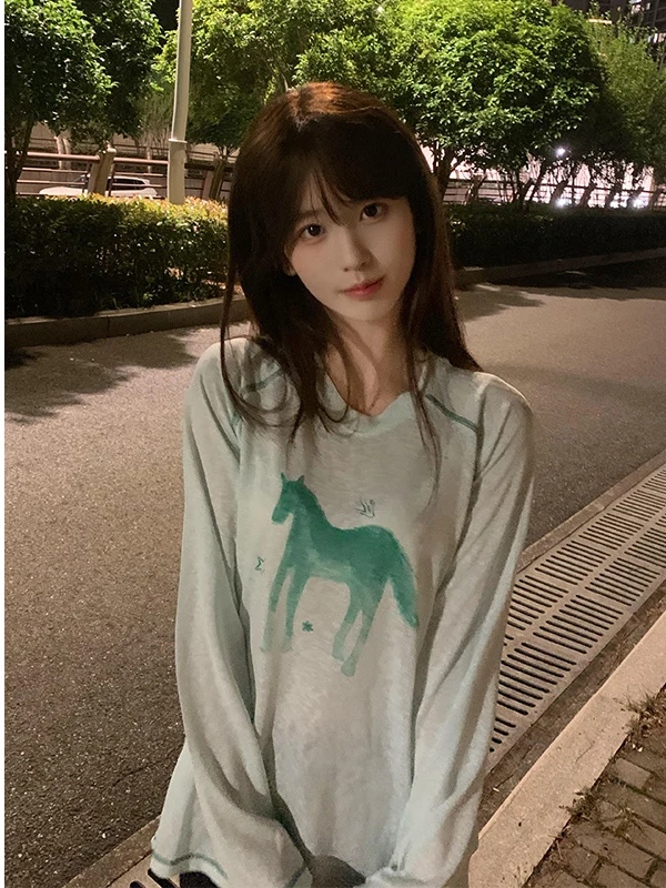 Lightweight Loose Long Sleeve UV Protection Printed T-Shirt for Women Summer Lazy Style Year Design Casual Loose Fit
Lightweight Loose Long Sleeve UV Protection Printed T-Shirt for Women Summer Lazy Style Year Design Casual Loose Fit