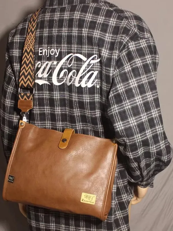 Новинка 2025 года, противоугонная сумка на одно плечо, кожаная сумка в стиле ретро, большая вместительная повседневная сумка через плечо Faion Busin для мужчин
Новинка 2025 года, противоугонная сумка на одно плечо, кожаная сумка в стиле ретро, большая вместительная повседневная сумка через плечо Faion Busin для мужчин