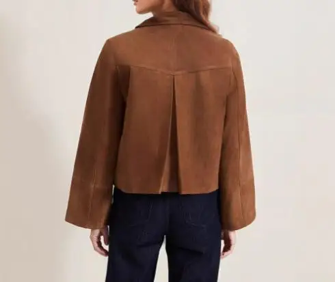 Autumn Solid Color Lapel Deer Skin Button Front Short Jacket for Women's Casual Fashion Retro Style Versatile Short Jacket
Autumn Solid Color Lapel Deer Skin Button Front Short Jacket for Women's Casual Fashion Retro Style Versatile Short Jacket