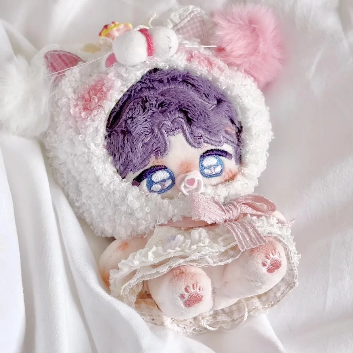 Anime Plushie Love and Deepspace Rafayel 10CM Kawaii Game Printed Doll Nunu Plush Cotton Pendant Toys Birthday Gift
Anime Plushie Love and Deepspace Rafayel 10CM Kawaii Game Printed Doll Nunu Plush Cotton Pendant Toys Birthday Gift