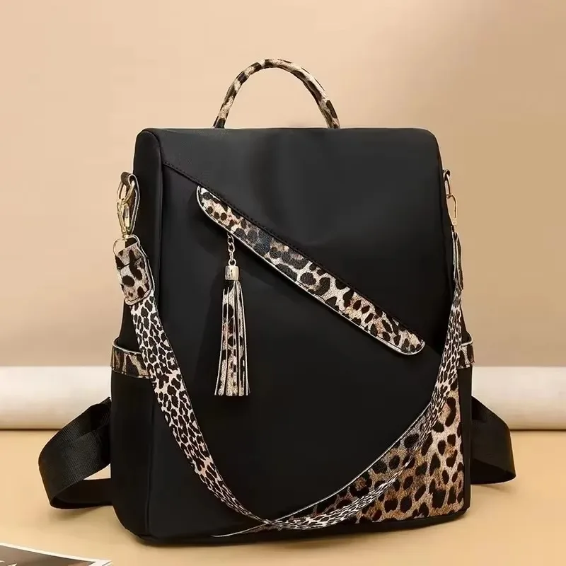 Oxford Leopard Print Zipper Fashion Backpacks 2025 Causal Large Capacity Simple Versatile Classic Schoolbags for Women New
Oxford Leopard Print Zipper Fashion Backpacks 2025 Causal Large Capacity Simple Versatile Classic Schoolbags for Women New