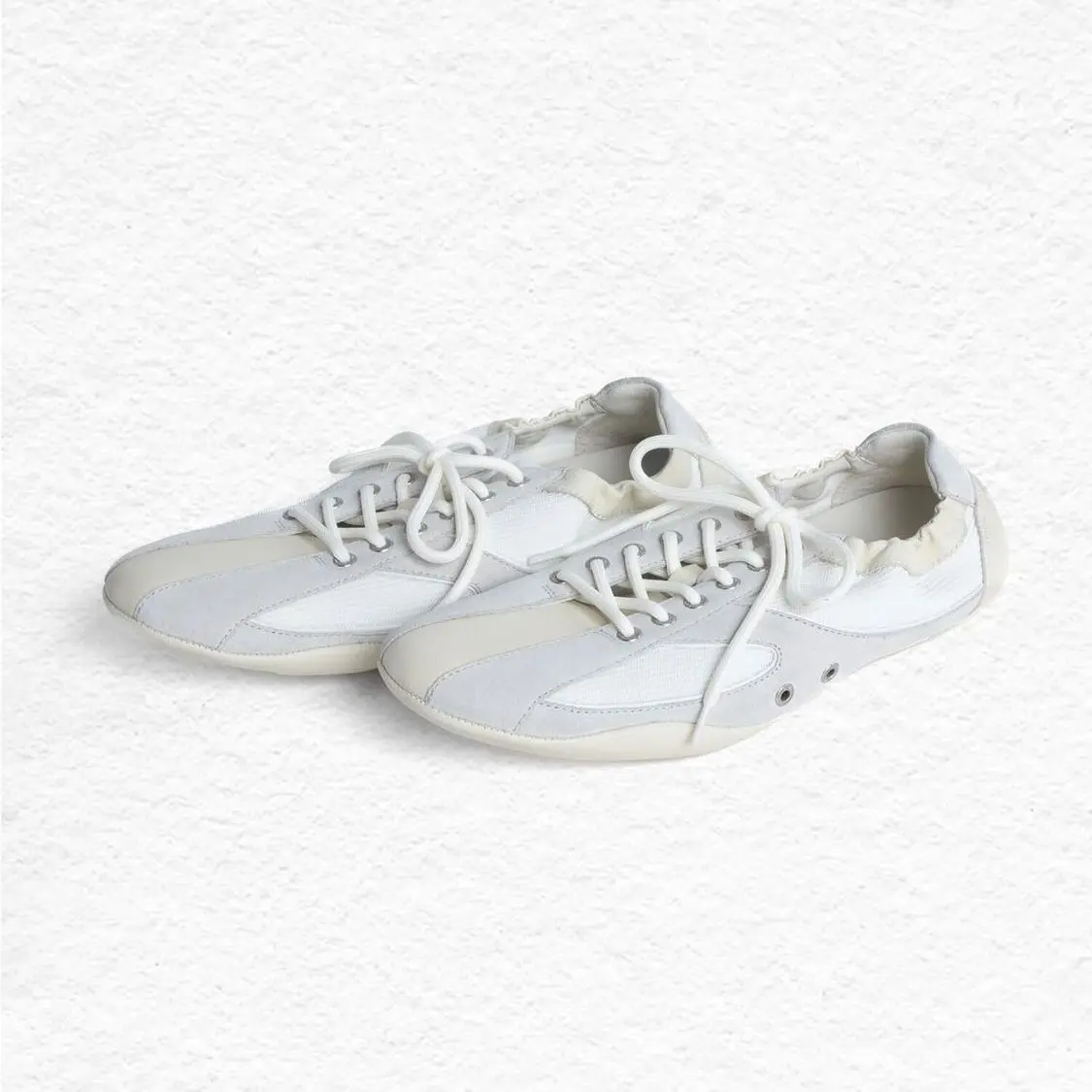 Unisex Casual Flat Bottom Deqin Shoes Breathable Lightweight Outdoor Hiking Barefoot Fashionable Spring Autumn round Toe Soli...
Unisex Casual Flat Bottom Deqin Shoes Breathable Lightweight Outdoor Hiking Barefoot Fashionable Spring Autumn round Toe Soli...
