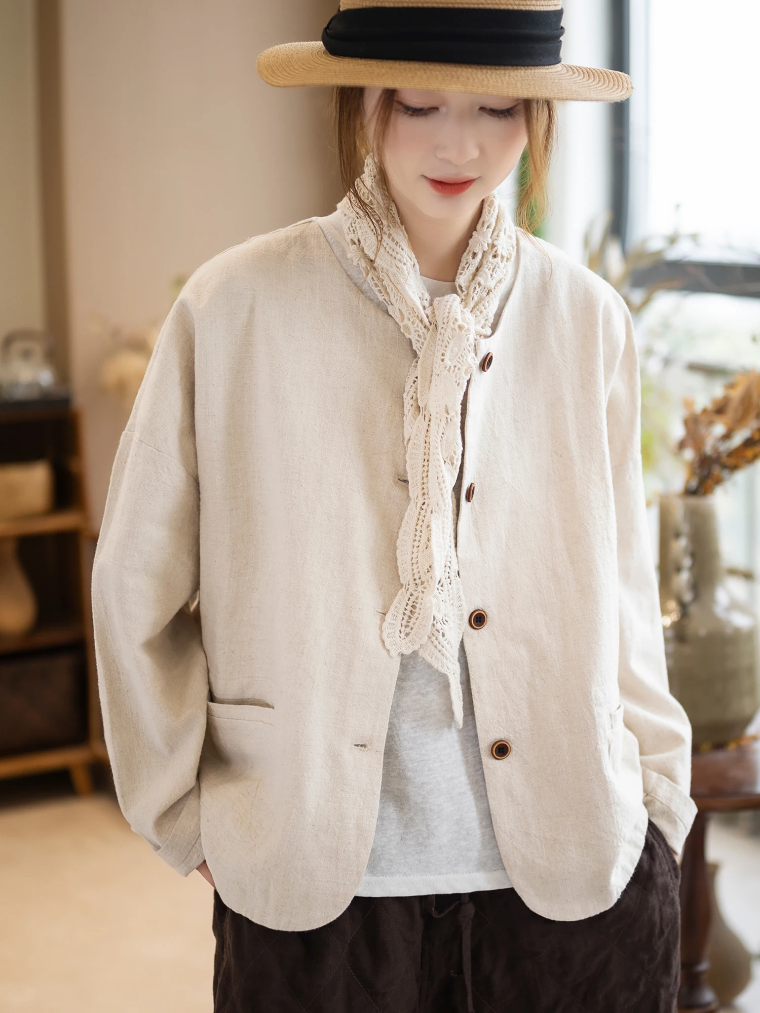 Camiyu 2026 New Short Mixed Flax And Cotton Long Sleeve Women's Jacket Casual Style Loose Fit round Neck Button Detail
Camiyu 2026 New Short Mixed Flax And Cotton Long Sleeve Women's Jacket Casual Style Loose Fit round Neck Button Detail