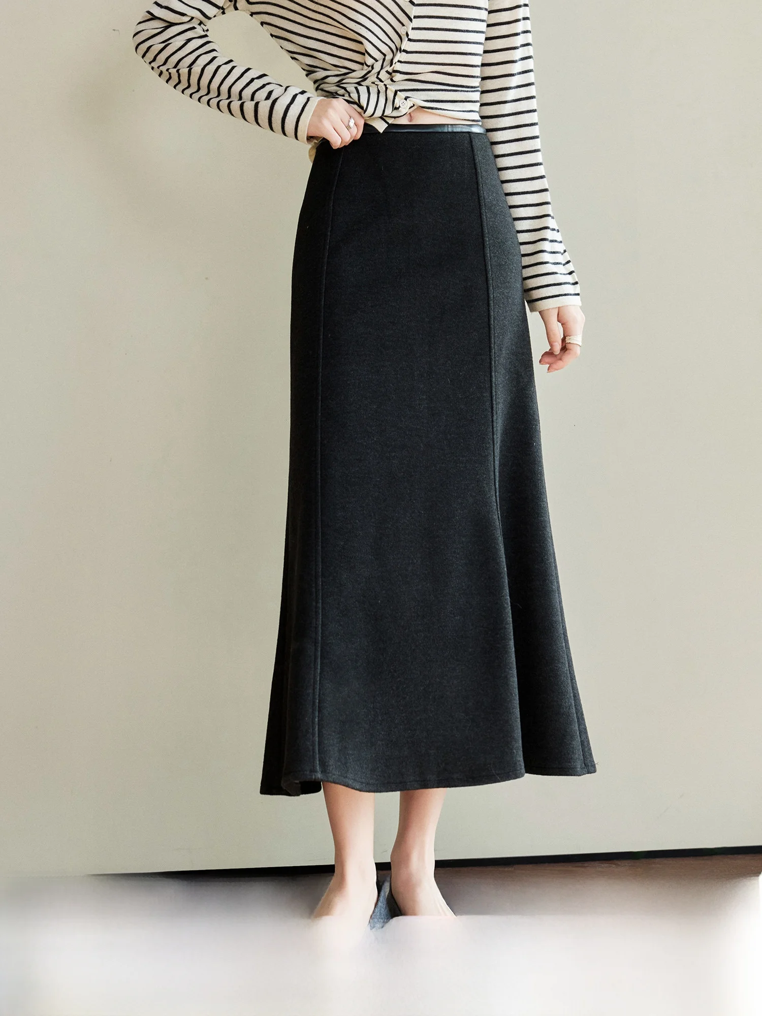 Ele Commute Polyester Wool Blend Fi Tail Skirt Women's Spring Skirts High Waist A-Line Skirt Simple Sle Office Skirts
Ele Commute Polyester Wool Blend Fi Tail Skirt Women's Spring Skirts High Waist A-Line Skirt Simple Sle Office Skirts