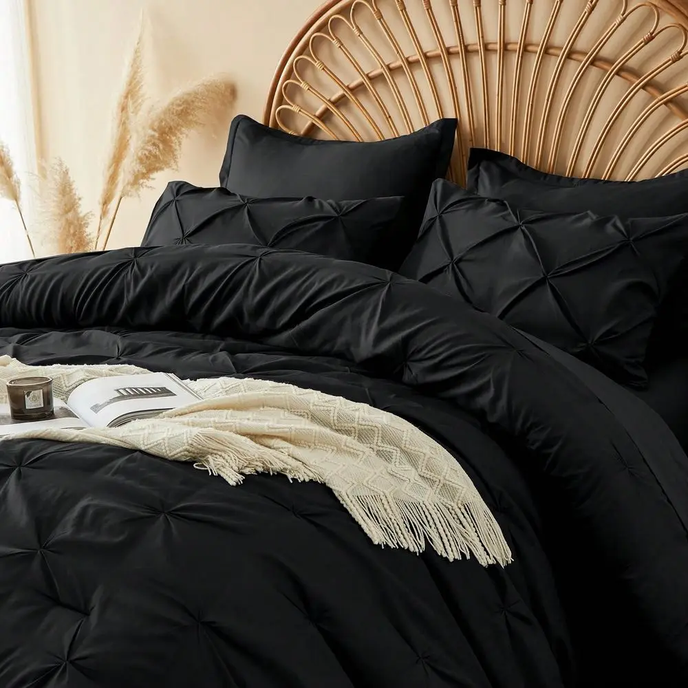 7pcs Bed In A Bag Luxurious Comforter Sets, All Season Bedding Sets With 1 Quilt, 1 2 PillowShams, Flat Sheet, Fitted Sheet, 1
7pcs Bed In A Bag Luxurious Comforter Sets, All Season Bedding Sets With 1 Quilt, 1 2 PillowShams, Flat Sheet, Fitted Sheet, 1