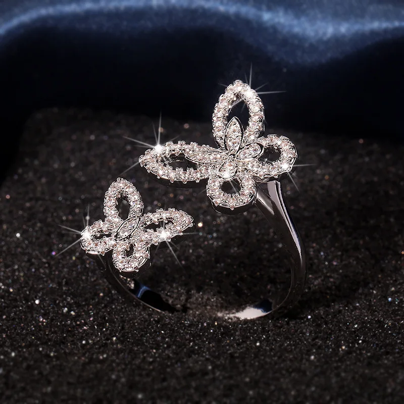 Delicate Ultra-Shimmering Openwork Three Butterflies-Filled Diamond Couple Rings For Women Bow Geometry Anniversary Gift Jewelry
Delicate Ultra-Shimmering Openwork Three Butterflies-Filled Diamond Couple Rings For Women Bow Geometry Anniversary Gift Jewelry