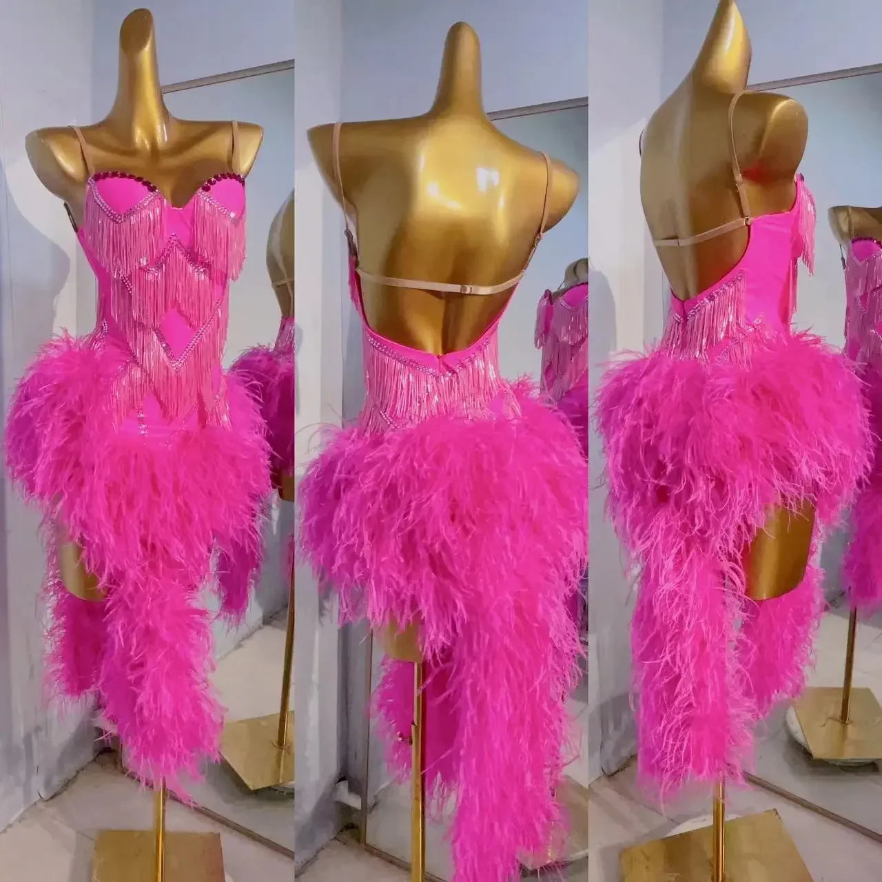 tassel cha cha cha tango performance professional clothing Latin skirt Latin dance clothing high-end customized feather column
tassel cha cha cha tango performance professional clothing Latin skirt Latin dance clothing high-end customized feather column