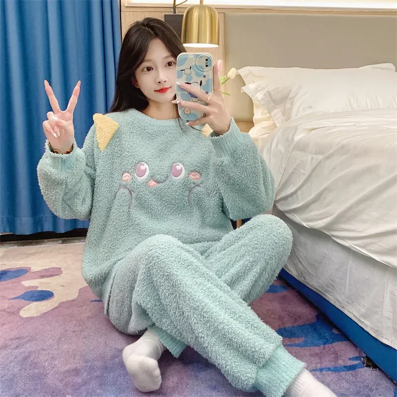 Women O-neck Print Coral Velvet Pullover Sleepcoat Tops Outfit High Waist Harem Pants Suits Cute Loose Oversize 80kg Pajama Set
Women O-neck Print Coral Velvet Pullover Sleepcoat Tops Outfit High Waist Harem Pants Suits Cute Loose Oversize 80kg Pajama Set