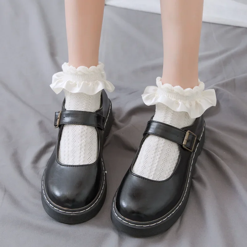 Women Socks Lolita Style Japanese Kawaii Cute Frilly Ruffle Socks Solid White Black Mesh Lace Girls Sweet Harajuku Short Socks
Women Socks Lolita Style Japanese Kawaii Cute Frilly Ruffle Socks Solid White Black Mesh Lace Girls Sweet Harajuku Short Socks