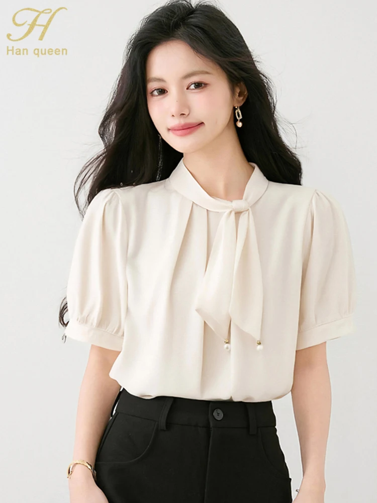 H Han Queen Elegant Korean Reviews Many Girls Clothes Loose Office Blouse Female Short Sleeve Casual Tops Summer Blouses 2025
H Han Queen Elegant Korean Reviews Many Girls Clothes Loose Office Blouse Female Short Sleeve Casual Tops Summer Blouses 2025