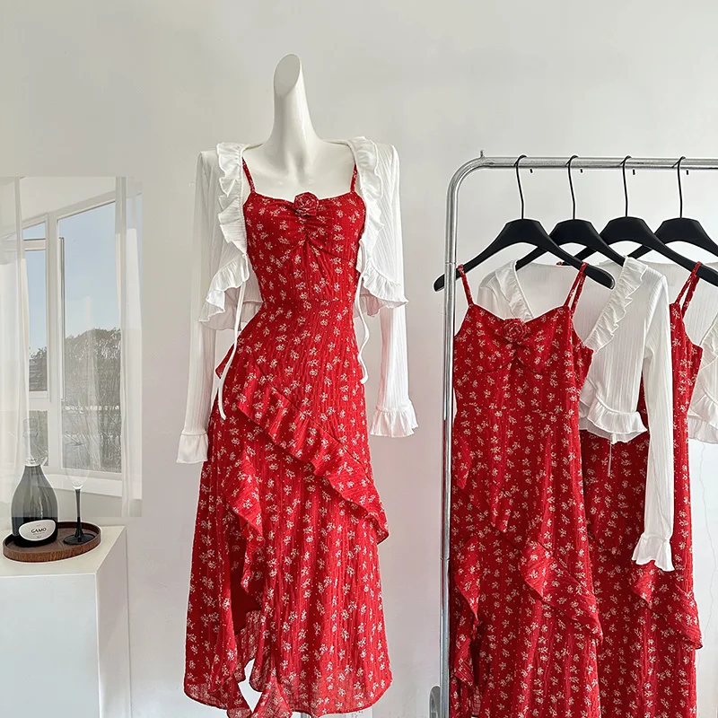 Women Summer Casual Suspender Dress Fashionable Floral Slit Dress Retro Holiday Beach Style Dress Temperament Two Piece Set
Women Summer Casual Suspender Dress Fashionable Floral Slit Dress Retro Holiday Beach Style Dress Temperament Two Piece Set