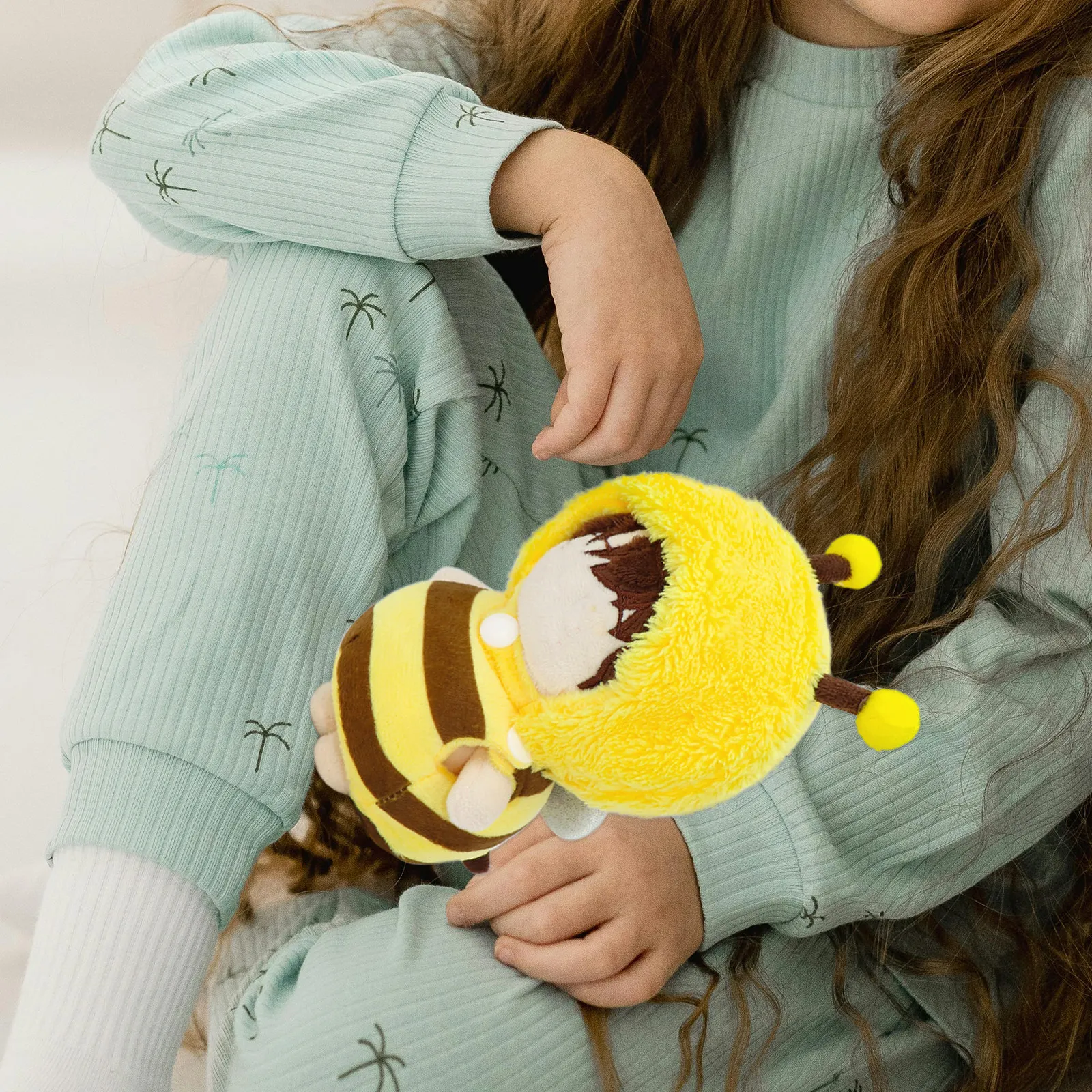 1Set Bee Pattern Cute Replacement Clothes Lightweight Soft Miniature Costume Charming Dress Up Supply Clothes
1Set Bee Pattern Cute Replacement Clothes Lightweight Soft Miniature Costume Charming Dress Up Supply Clothes