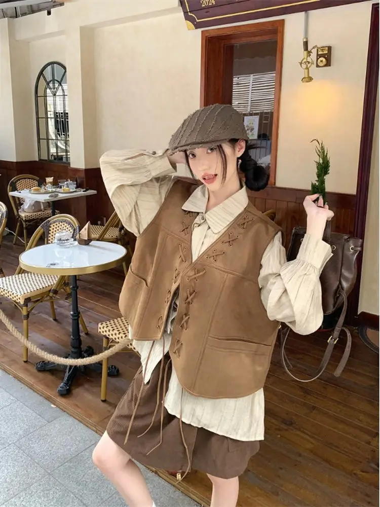 Retro Casual Three-Piece Set Long Sleeve Coffee Color Vest Women's Summer High Waist Skirt Collar Spring Fashion En...
Retro Casual Three-Piece Set Long Sleeve Coffee Color Vest Women's Summer High Waist Skirt Collar Spring Fashion En...