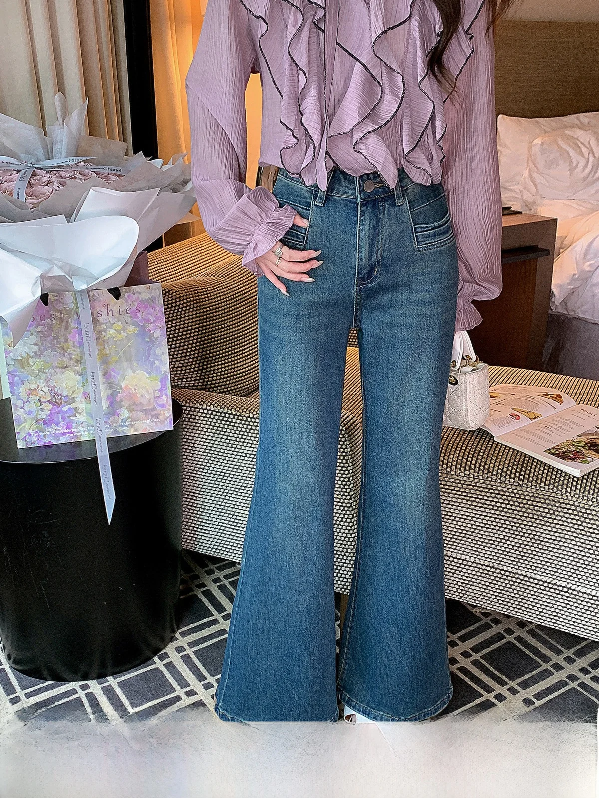 High Waist Slim Fit Wide Leg Jeans Women's Spring New Style Versatile Fashionable Denim Pants Trousers for Ladies
High Waist Slim Fit Wide Leg Jeans Women's Spring New Style Versatile Fashionable Denim Pants Trousers for Ladies