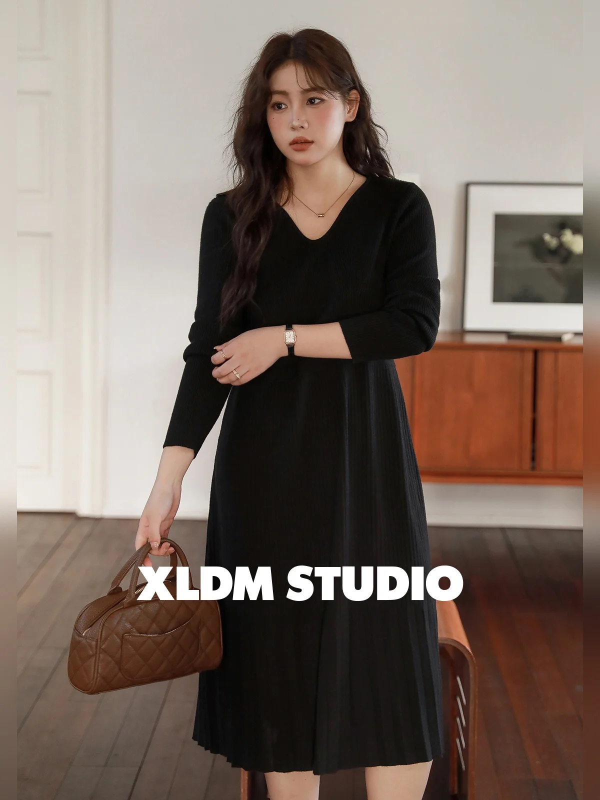 Женское трикотажное платье размера XLIDM больших размеров с v-образным вырезом, утягивающая внутренняя одежда, миди Dr, юбка средней длины в стиле ретро для поездок на работу
Женское трикотажное платье размера XLIDM больших размеров с v-образным вырезом, утягивающая внутренняя одежда, миди Dr, юбка средней длины в стиле ретро для поездок на работу