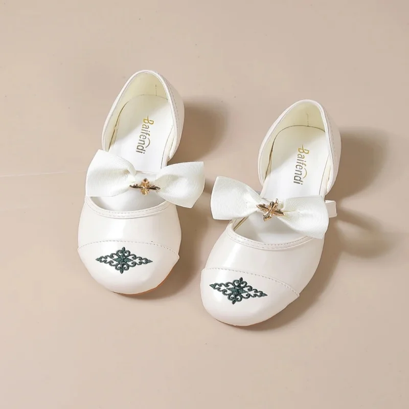 Vintage Embroidered Bow Mary Jane Sandals Women, Shallow Cut Backless Block Heel Gentle Style Pumps
Vintage Embroidered Bow Mary Jane Sandals Women, Shallow Cut Backless Block Heel Gentle Style Pumps