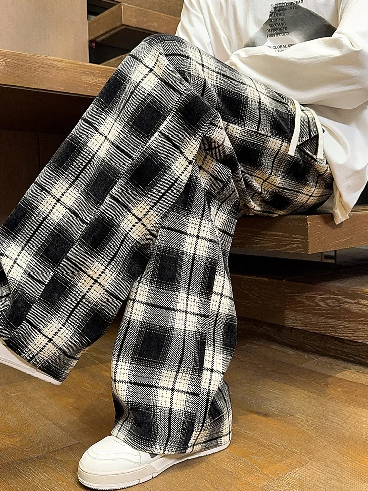 Мужские повседневные брюки Paul Frank, в клетку, свободные, прямого кроя, черно-белые, осенние, новые, удобные, из полиэфирного волокна, прямые.
Мужские повседневные брюки Paul Frank, в клетку, свободные, прямого кроя, черно-белые, осенние, новые, удобные, из полиэфирного волокна, прямые.