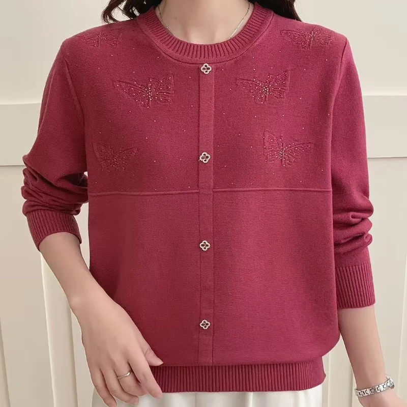 Вязаный модный женский весенне-осенний свитер на пуговицах, модная однотонная универсальная базовая рубашка
Вязаный модный женский весенне-осенний свитер на пуговицах, модная однотонная универсальная базовая рубашка