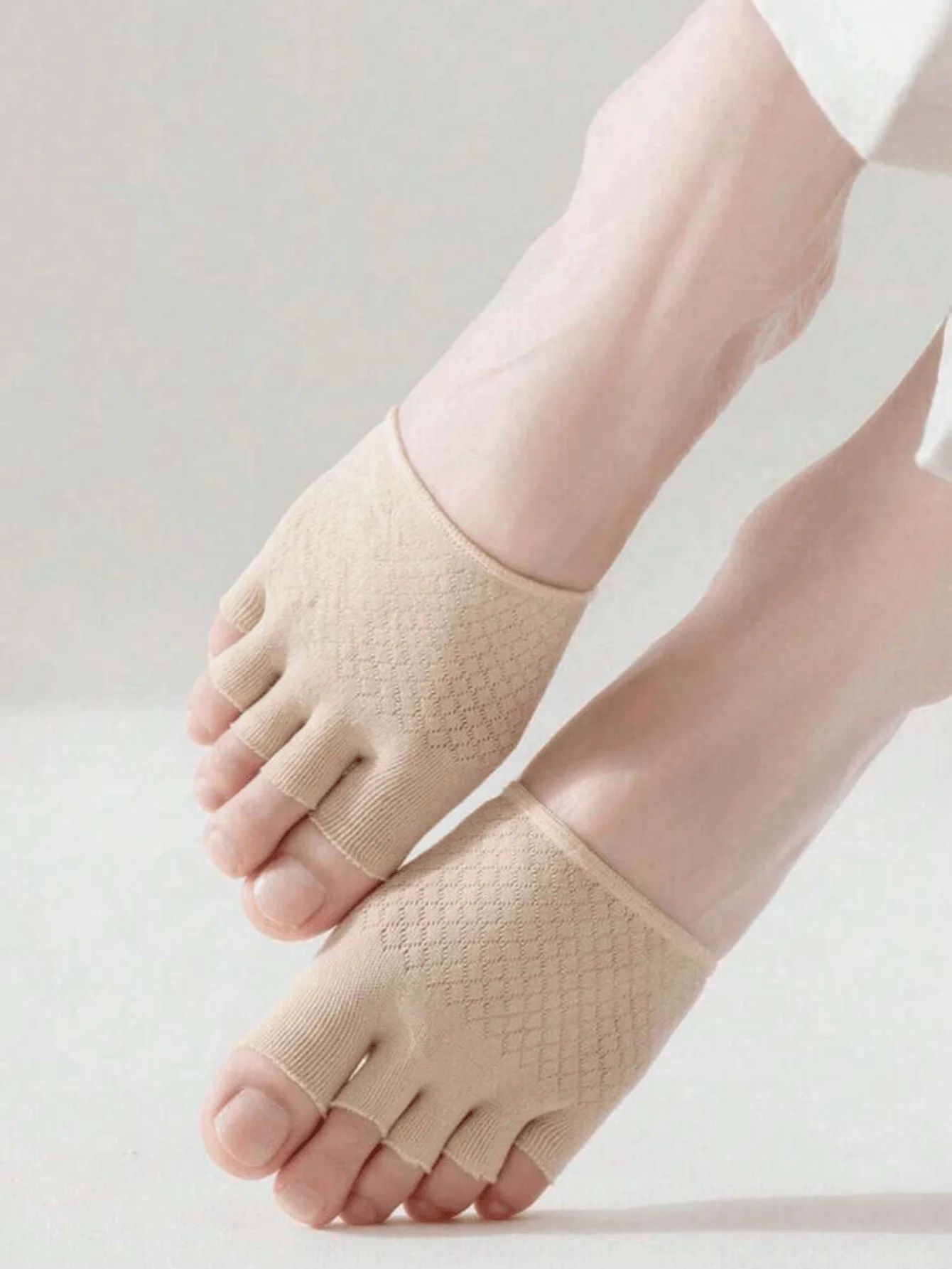 Хлопковые женские невидимые тонкие туфли на высоком каблуке с пятью пальцами, носки с открывающимися передними и нескользящими стельками
Хлопковые женские невидимые тонкие туфли на высоком каблуке с пятью пальцами, носки с открывающимися передними и нескользящими стельками