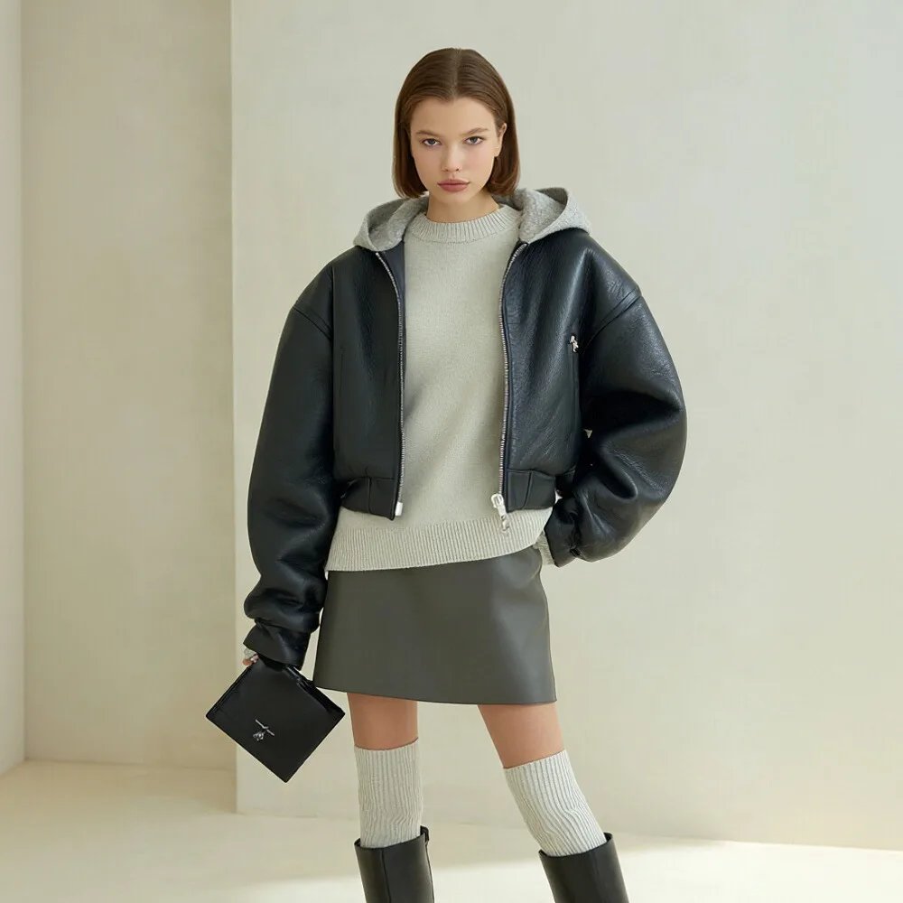 Кожаное пальто, повседневная осенне-зимняя одежда, женская модная верхняя одежда, стильный элегантный дизайн для прохладной погоды
Кожаное пальто, повседневная осенне-зимняя одежда, женская модная верхняя одежда, стильный элегантный дизайн для прохладной погоды