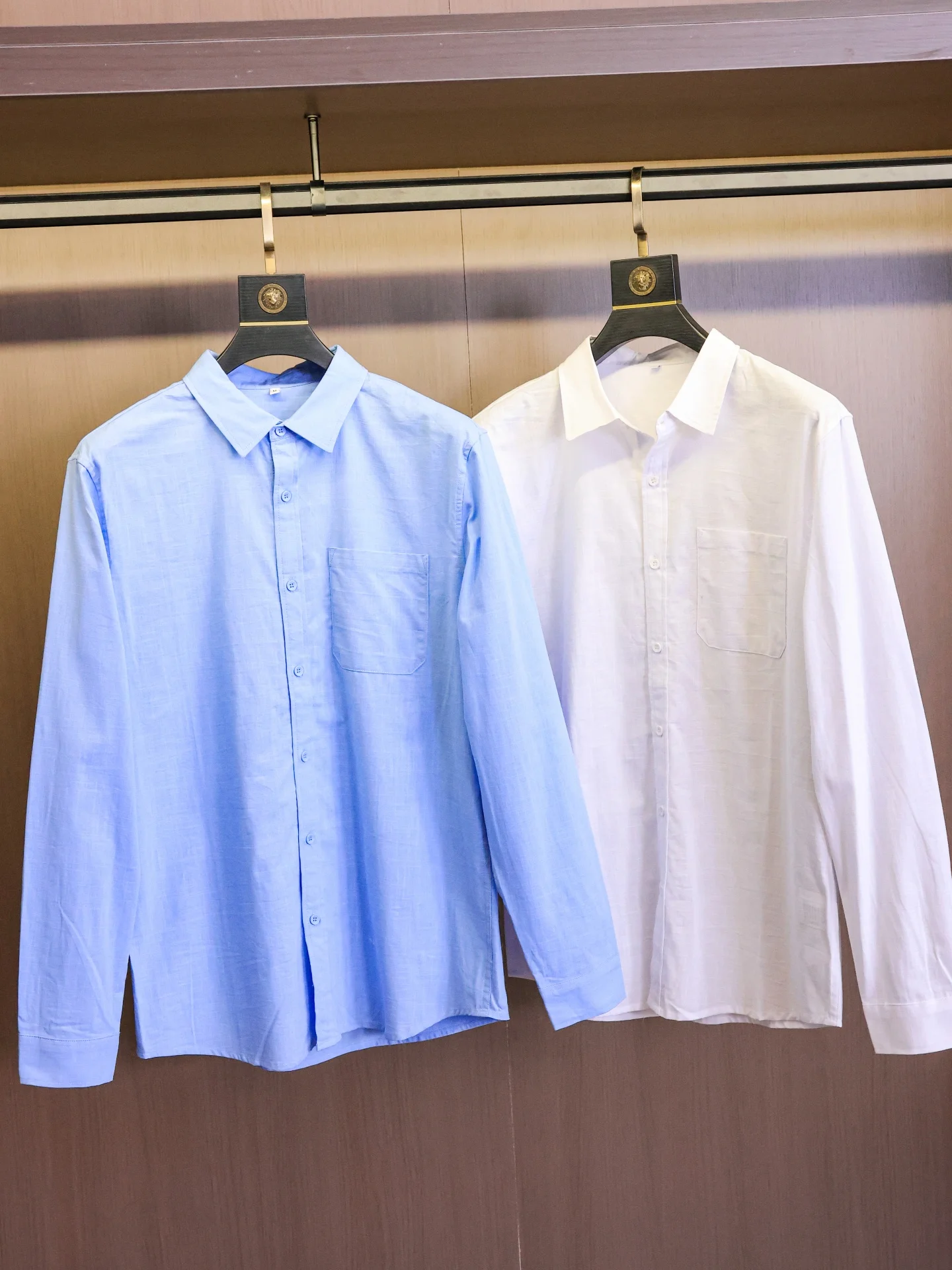 Men's Casual Cotton Linen Blend Long Sleeve Shirt Breathable Skin-friendly Business Commute Office Wear Simple Color
Men's Casual Cotton Linen Blend Long Sleeve Shirt Breathable Skin-friendly Business Commute Office Wear Simple Color