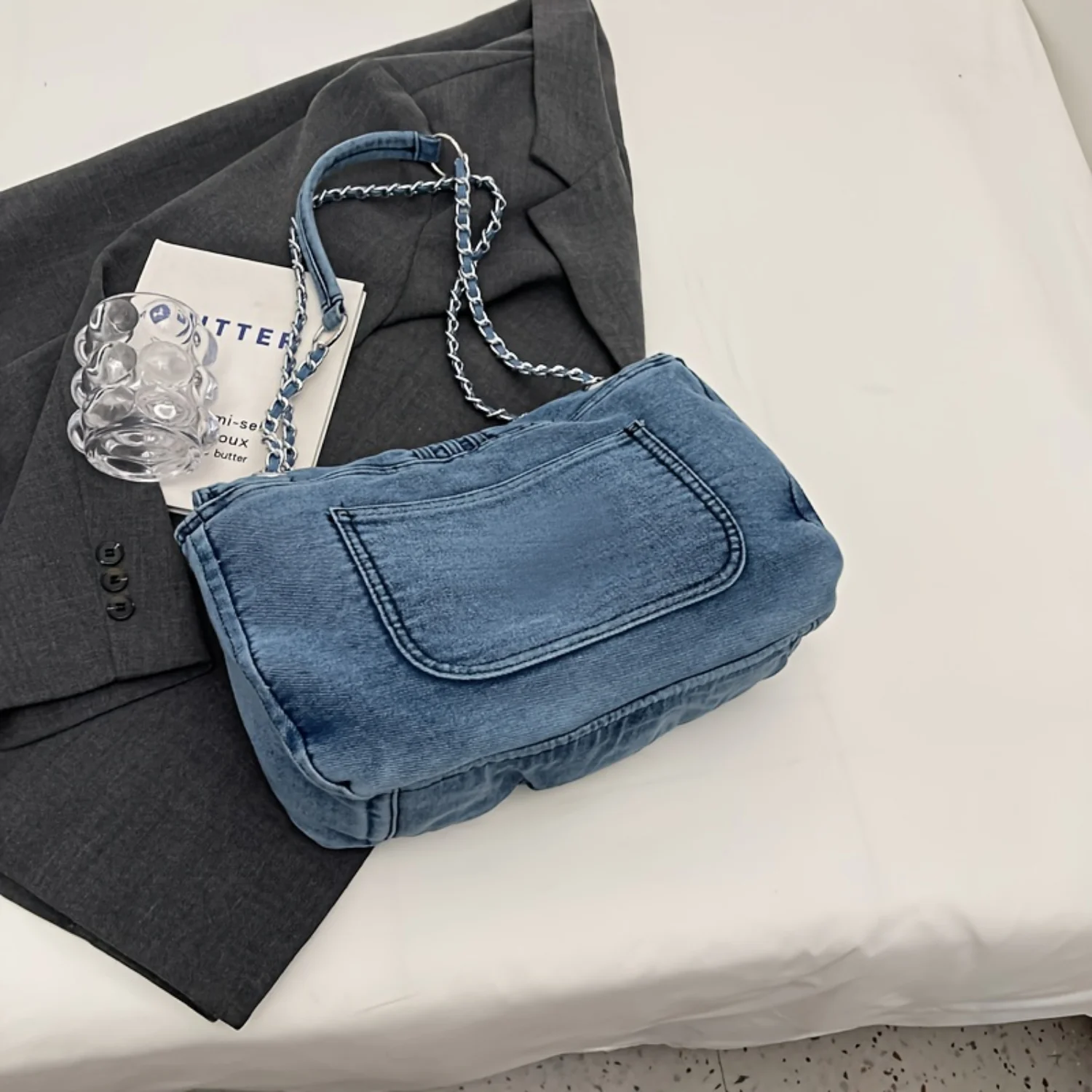 Vintage Casual Chic Denim Shoulder Bag - Fashionable Crossbody Purse with Chain Strap Stylish Hobo Handbag Bucket bags
Vintage Casual Chic Denim Shoulder Bag - Fashionable Crossbody Purse with Chain Strap Stylish Hobo Handbag Bucket bags