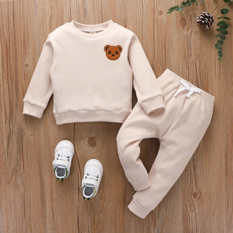 Little Boys Clothes Set Toddler Boy Round Neck Long Sleeve Embroidered Bear Patch Tops Elastic Waist Long Pants
Little Boys Clothes Set Toddler Boy Round Neck Long Sleeve Embroidered Bear Patch Tops Elastic Waist Long Pants