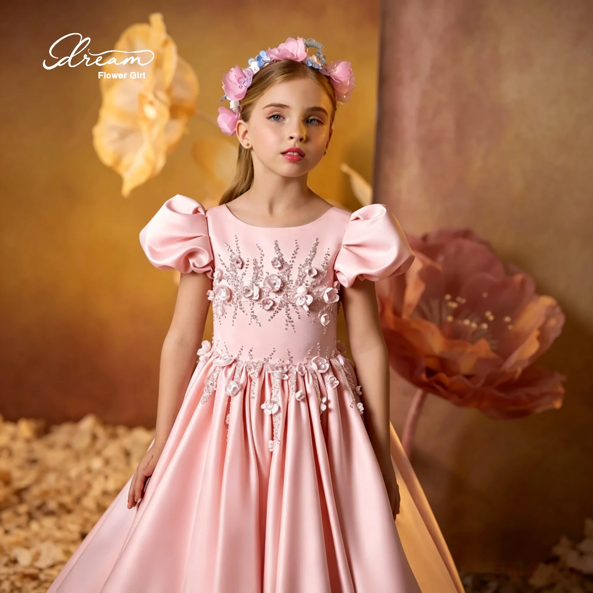 Elegant pink round-necked balloon sleeves floor-length embroidered floor-length evening dress
Elegant pink round-necked balloon sleeves floor-length embroidered floor-length evening dress