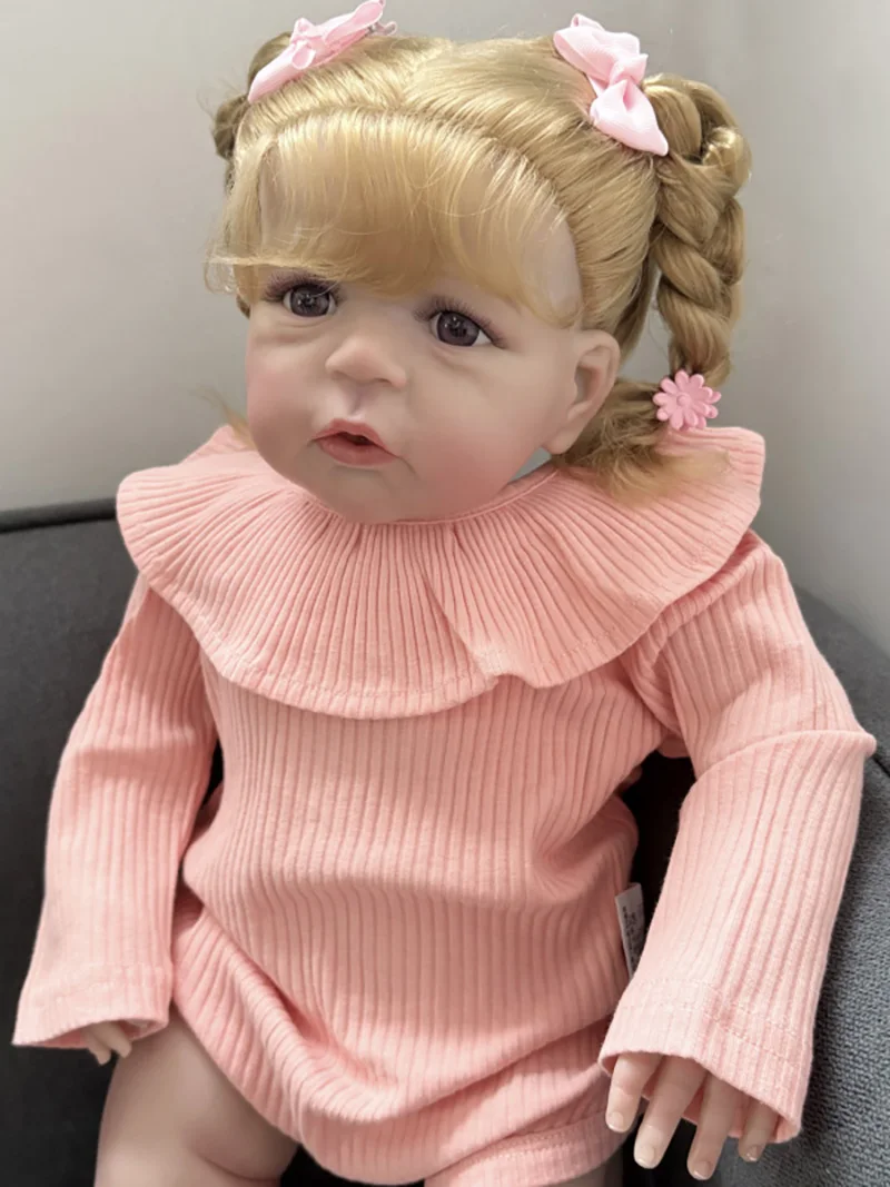 24inch Sandie Soft Cotton Body Hand Root Blond Hair Lifelike Reborn Doll Multiple Layers Painting 3D Skin Visible Veins Art Doll
24inch Sandie Soft Cotton Body Hand Root Blond Hair Lifelike Reborn Doll Multiple Layers Painting 3D Skin Visible Veins Art Doll