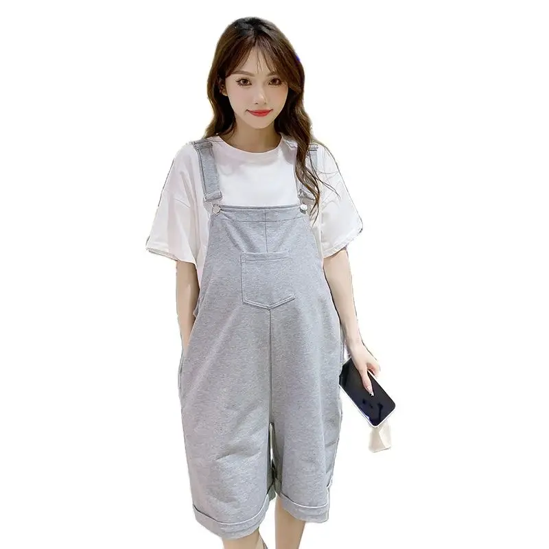 Korean Style Casual Summer Maternity Clothes Set Short Sleeve White Tees+Jumpsuits Twinset Plus Size Pregnant Woman Rompers Suit
Korean Style Casual Summer Maternity Clothes Set Short Sleeve White Tees+Jumpsuits Twinset Plus Size Pregnant Woman Rompers Suit