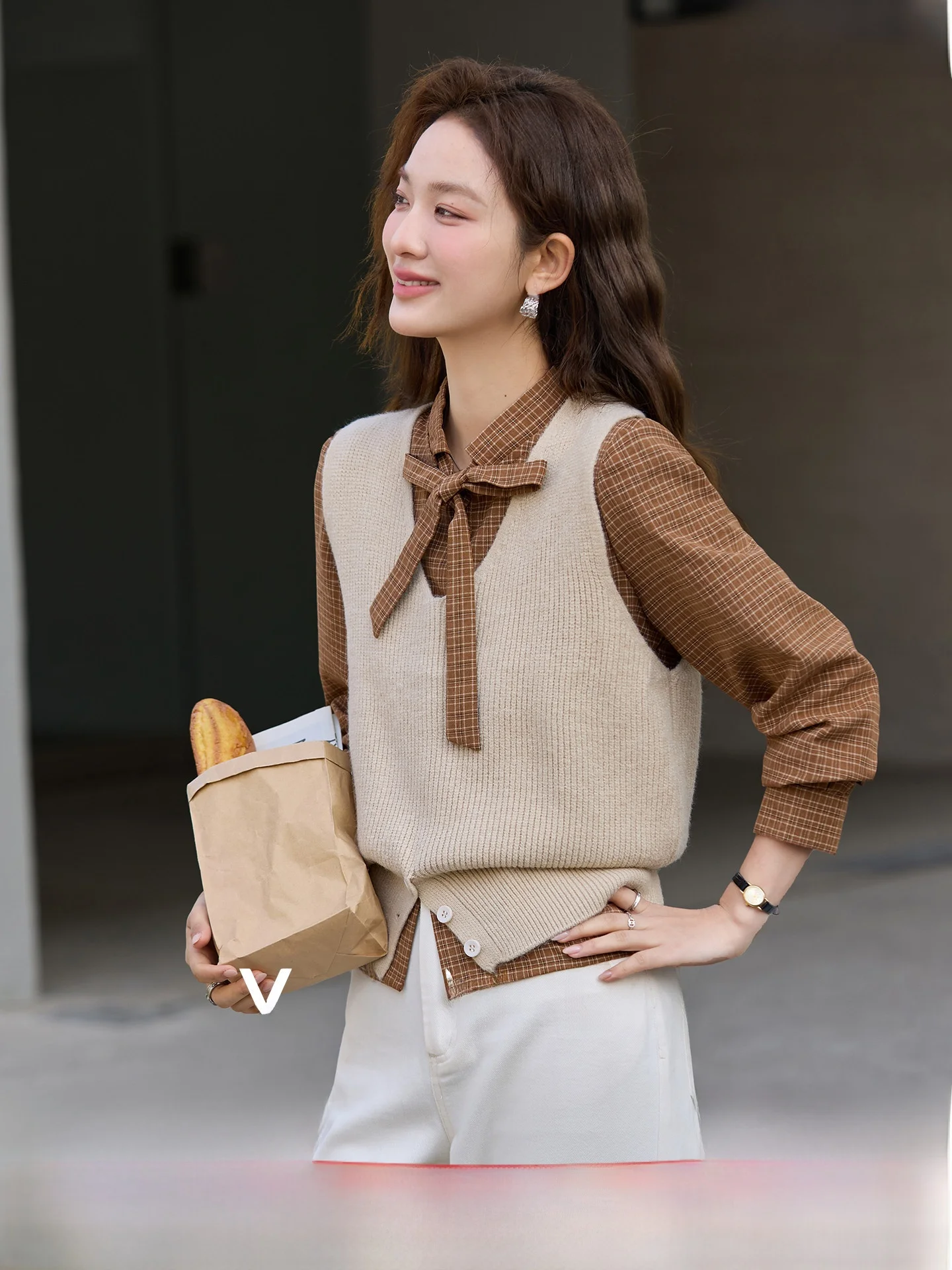 Vimly Women's Plaid Shirt Set with Sashes Sleeveless Outerwear Spring 2026 Casual Style Thickened Long Sleeve Regular Fit
Vimly Women's Plaid Shirt Set with Sashes Sleeveless Outerwear Spring 2026 Casual Style Thickened Long Sleeve Regular Fit