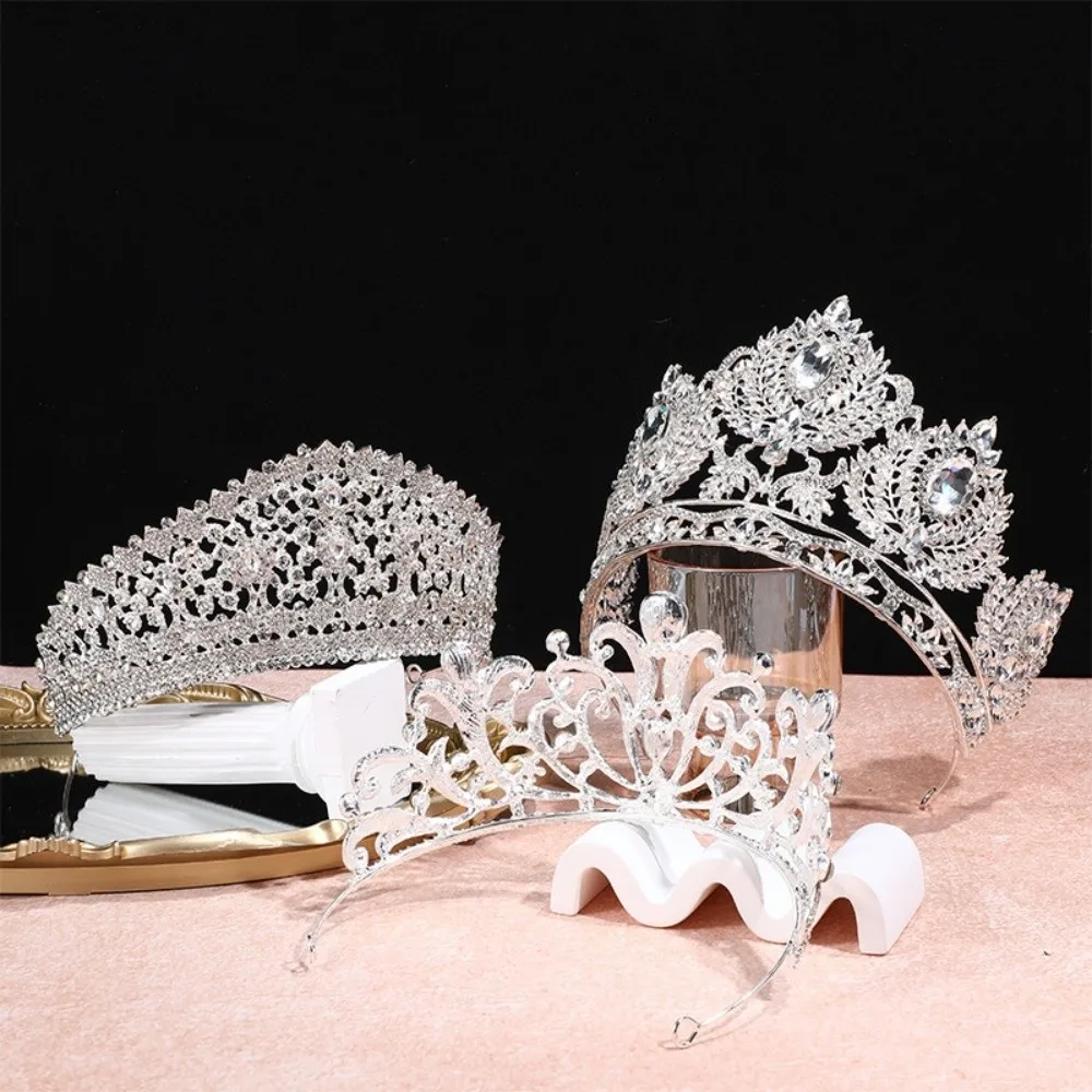 Exquisite Bar Mitzvah Crown Baroque Crystal Crown Hair Hoop Korean Style Metal Prince Crowns Headband Alloy Round Tiaras Queen
Exquisite Bar Mitzvah Crown Baroque Crystal Crown Hair Hoop Korean Style Metal Prince Crowns Headband Alloy Round Tiaras Queen