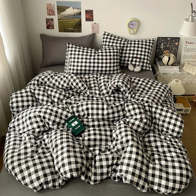 3pcs Classic Plaid Duvet Cover Set (1 Duvet Cover + 2 Pillowcases, NO Comforter or Pillow Inserts Included)
3pcs Classic Plaid Duvet Cover Set (1 Duvet Cover + 2 Pillowcases, NO Comforter or Pillow Inserts Included)