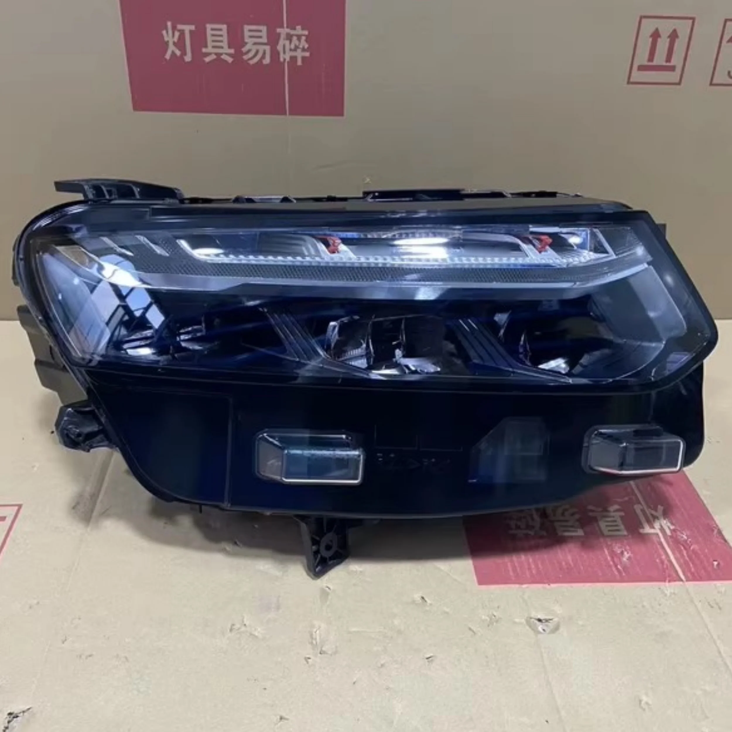 Светодиодные фары для Geely Tugella, Monjaro, Xingyue: Обновленные фары, ДХО, Дневные ходовые огни, Поворотники, Автоаксессуары
Светодиодные фары для Geely Tugella, Monjaro, Xingyue: Обновленные фары, ДХО, Дневные ходовые огни, Поворотники, Автоаксессуары