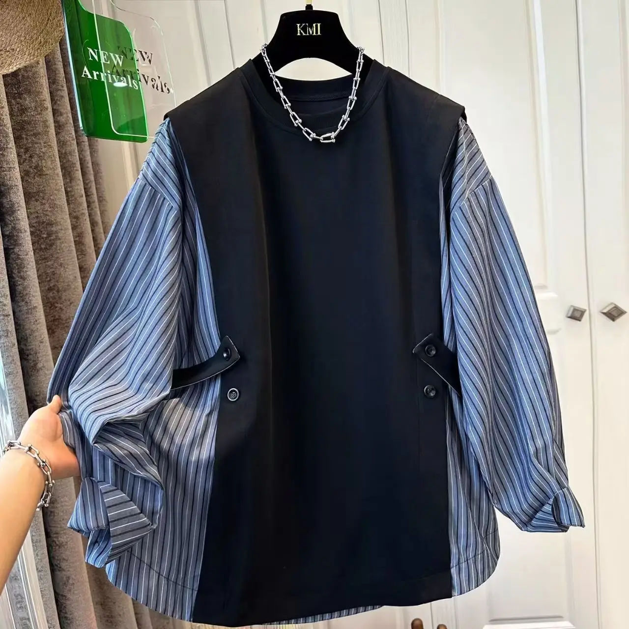 2025 Spring Fake Two Piece Striped Hoodies Patchwork Women Clothing Fashion Casual Oversized Ropa Mujer Contrast Y2k Sweatshirt
2025 Spring Fake Two Piece Striped Hoodies Patchwork Women Clothing Fashion Casual Oversized Ropa Mujer Contrast Y2k Sweatshirt