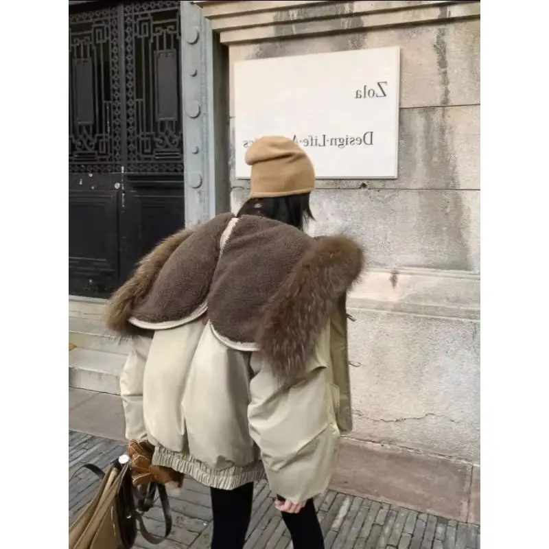 YYAHAHAS 2025, новое зимнее пальто с коровьим рогом и пуговицами, плотное хлопковое пальто в стиле ретро, американская теплая куртка с меховым воротником и капюшоном, женская одежда
YYAHAHAS 2025, новое зимнее пальто с коровьим рогом и пуговицами, плотное хлопковое пальто в стиле ретро, американская теплая куртка с меховым воротником и капюшоном, женская одежда