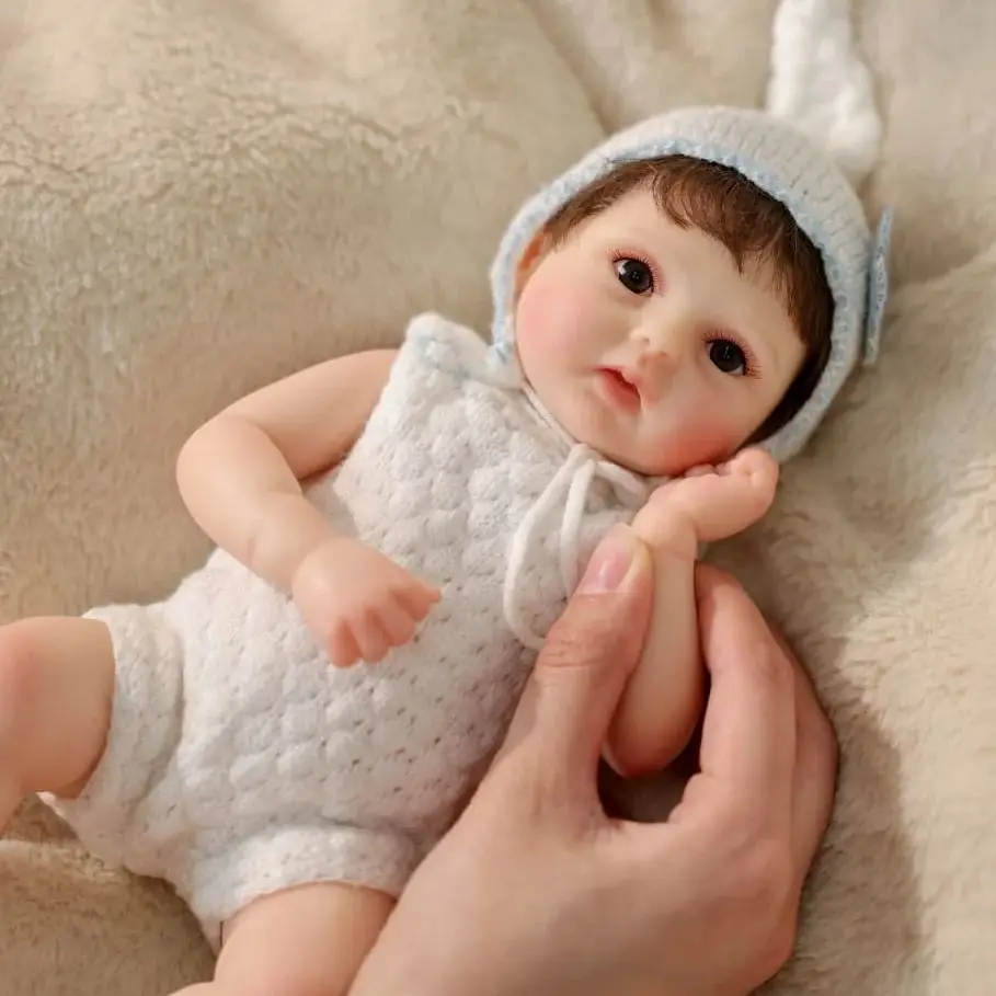 Cloveray 12inch Full-body Silicone Baby Doll Washable Hand-painted Skin Simulation Newborn Knitting Suit Children's Comfort Doll
Cloveray 12inch Full-body Silicone Baby Doll Washable Hand-painted Skin Simulation Newborn Knitting Suit Children's Comfort Doll