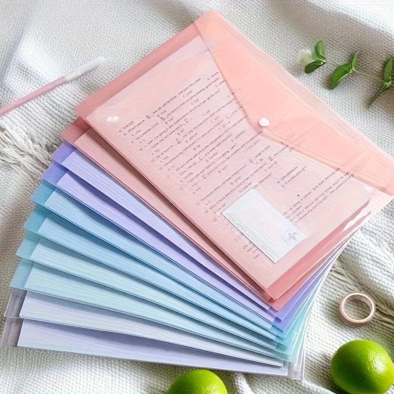 5-pack A4 transparent snap button folders, modern transparent document organizers, durable PP plastic protective sheets, suitable for sorting papers at schools, universities, offices, homes and workplaces, colors shipped at random
5-pack A4 transparent snap button folders, modern transparent document organizers, durable PP plastic protective sheets, suitable for sorting papers at schools, universities, offices, homes and workplaces, colors shipped at random