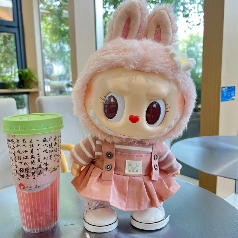 38cm Big Dress Popmart Bubble Labubu Spring Summer Wild Labubu Large Vinyl Plush Doll Casual Set Only Clothes
38cm Big Dress Popmart Bubble Labubu Spring Summer Wild Labubu Large Vinyl Plush Doll Casual Set Only Clothes