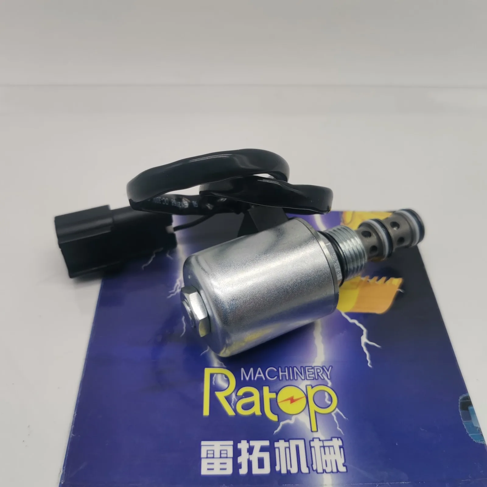 Excavator Solenoid Valve 20Y-60-22121 21P-60-K5160 20Y-60-22123 for PC200-6 6D95
Excavator Solenoid Valve 20Y-60-22121 21P-60-K5160 20Y-60-22123 for PC200-6 6D95