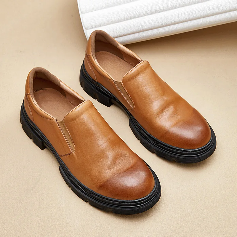 Luxury Mens Genuine Leather Business Loafers Platform Comfortable 2024 British Style Elegant Slip on Outdoor Social Shoes Man
Luxury Mens Genuine Leather Business Loafers Platform Comfortable 2024 British Style Elegant Slip on Outdoor Social Shoes Man