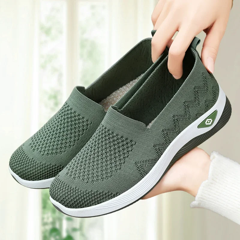Women's Solid Color Breathable Sneakers, Soft Sole Lightweight Slip On Walking Shoes, Low-top Knitted Casual Shoes
Women's Solid Color Breathable Sneakers, Soft Sole Lightweight Slip On Walking Shoes, Low-top Knitted Casual Shoes