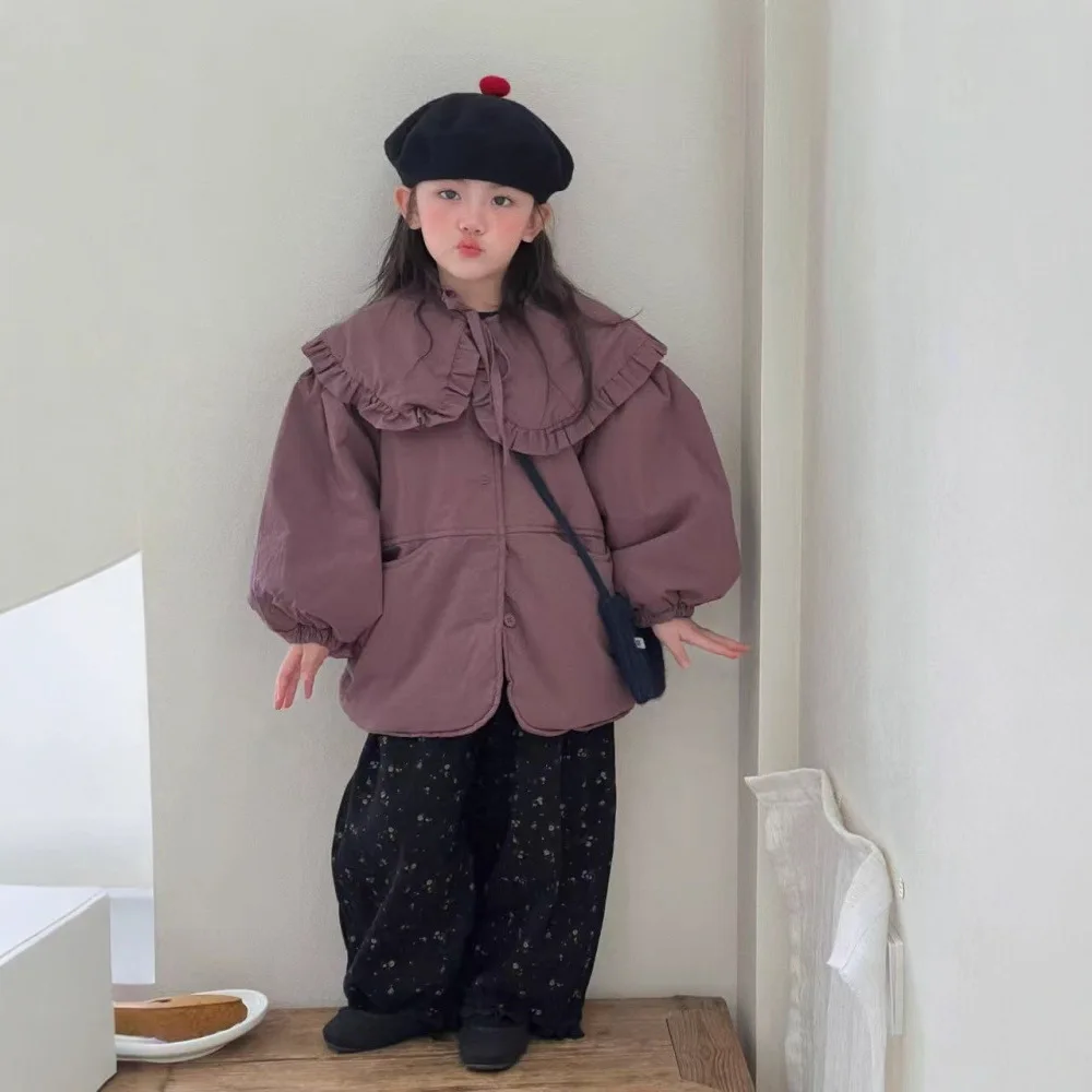 Girls Set 2025 Winter New Product Korean Version Lapel Design Feeling Warm Short Jacket with Floral and Fluffy Pants Sweet Cute
Girls Set 2025 Winter New Product Korean Version Lapel Design Feeling Warm Short Jacket with Floral and Fluffy Pants Sweet Cute