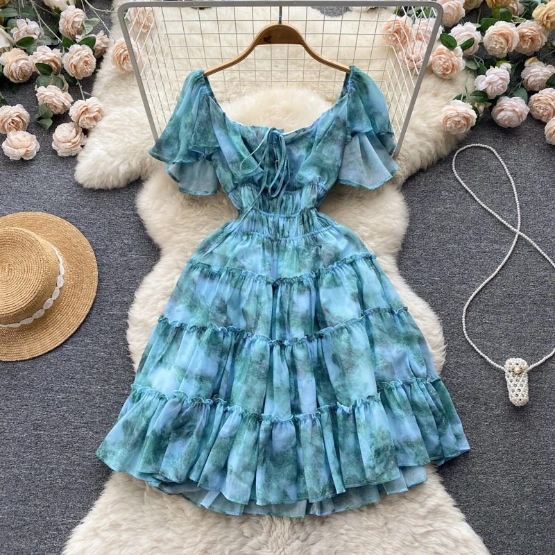 Летнее новое легкое роскошное дворцовое платье с рисунком маслом Tie Dye с французским принтом и короткой талией для девочек, плиссированное платье с рюшами на рукавах
Летнее новое легкое роскошное дворцовое платье с рисунком маслом Tie Dye с французским принтом и короткой талией для девочек, плиссированное платье с рюшами на рукавах