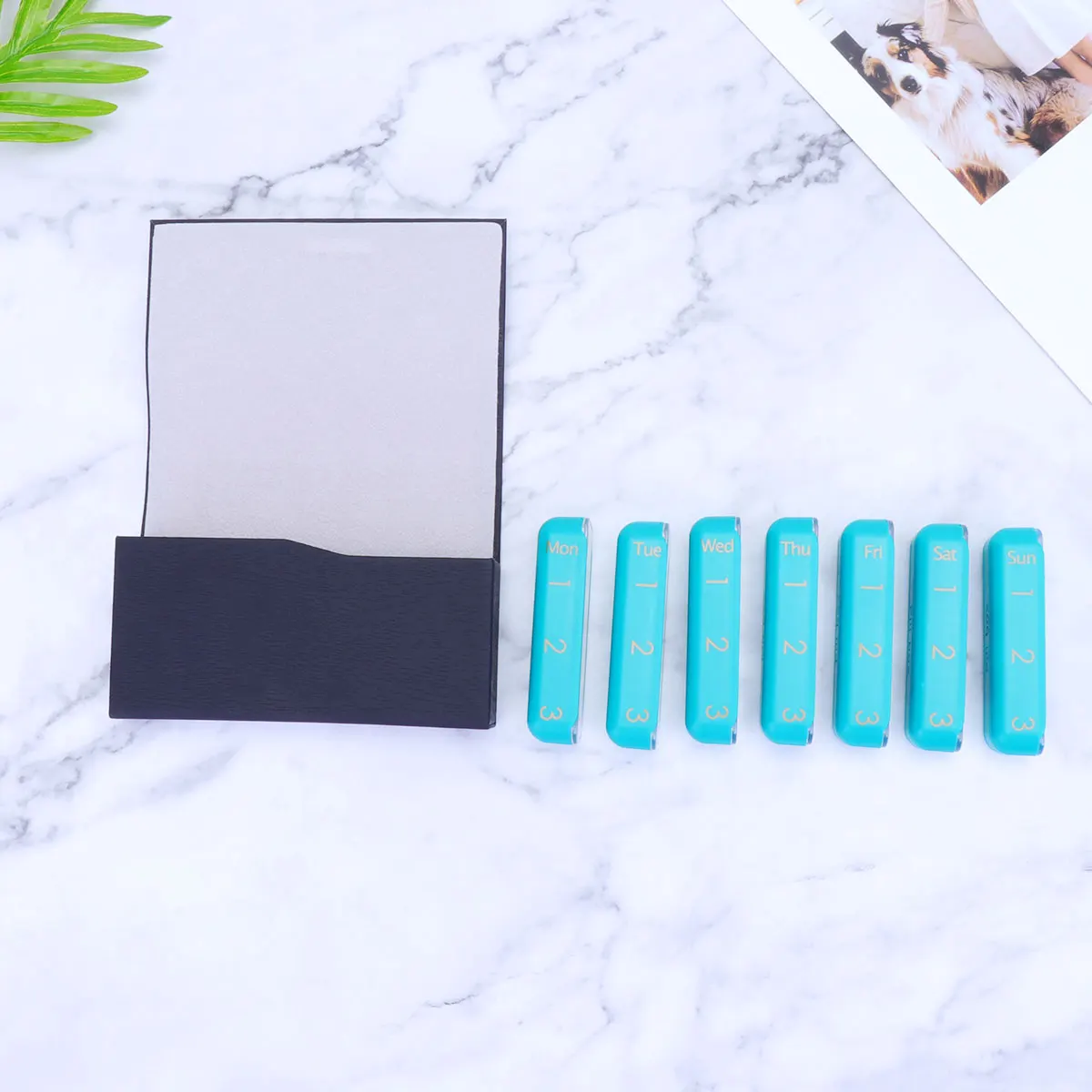 1pc Mini Pill Storage Box Lightweight Portable Pill Organizer for Travel Daily Medicine Box Daily Weekly Storage
1pc Mini Pill Storage Box Lightweight Portable Pill Organizer for Travel Daily Medicine Box Daily Weekly Storage